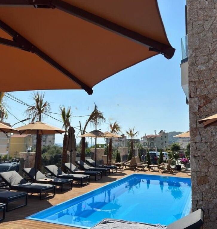 🏨 POTAM, VENDIAMO HOTEL ELITARIO-PRONTO PER AFFARI