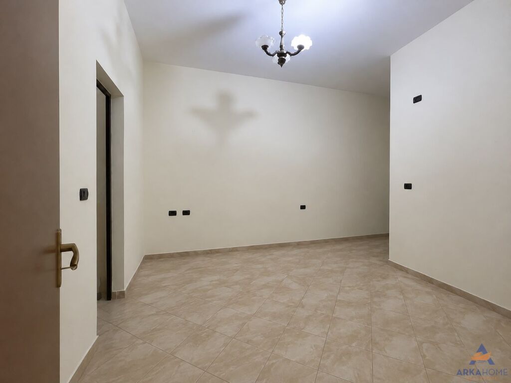 FOR RENT OFFICE SPACE 95M2 "PANORAMA COMPLEX" 850 EURO