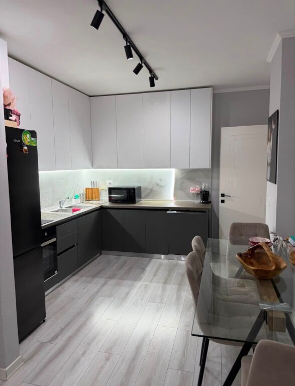 Apartament ne shitje 1+1 te Liqeni Thate