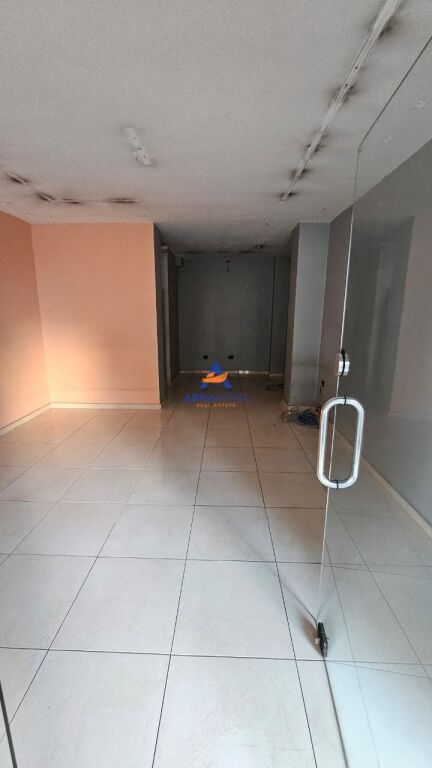 SHOP FOR RENT 34M2 "RRUGA BARDHYL" 80000 LEKE