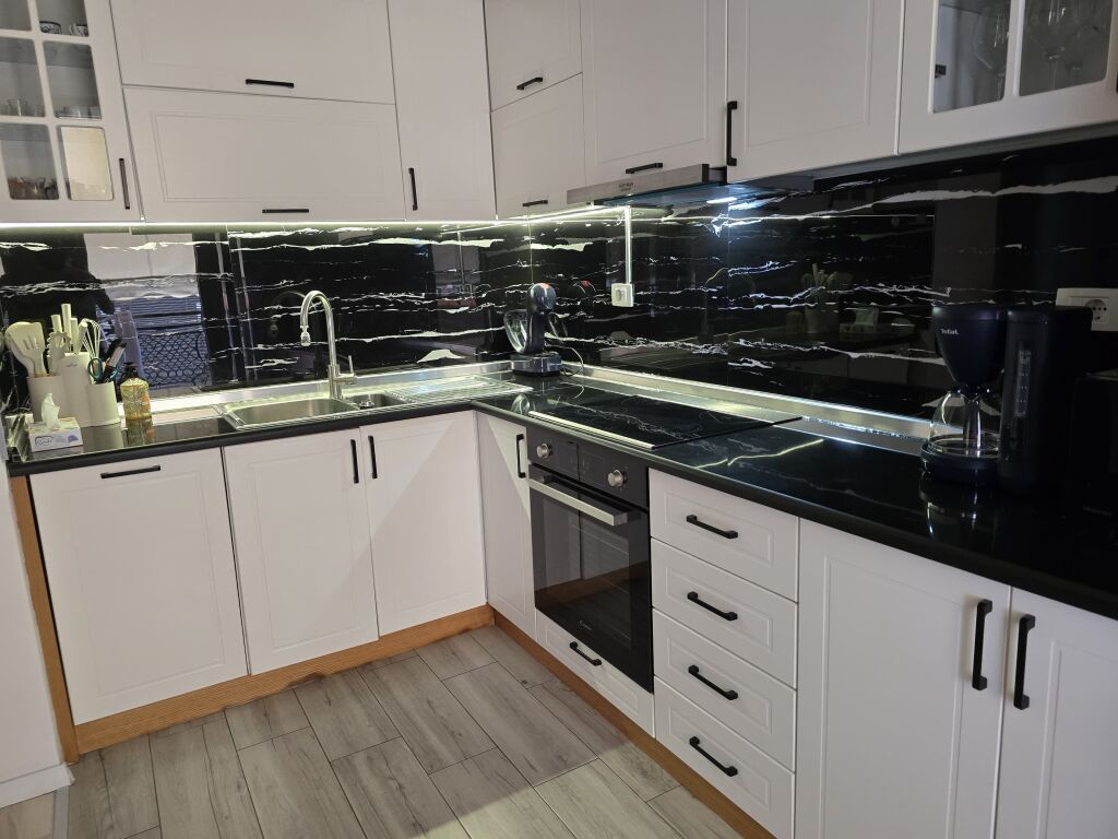 🏡 Apartment 2+1+2 for Rent – Delijorgji, Kavajës Street