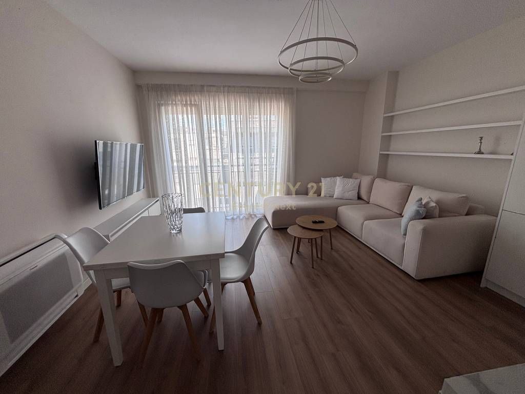 APARTMENT 1+1 FOR RENT IN CENTER – BARRICADES STREET 1,100 € /Month