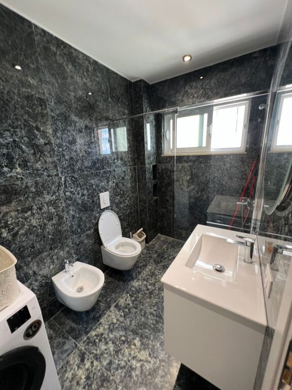 2+1 Apartment for Sale in Neighborhood 17, Near the Water Supply, Durrës