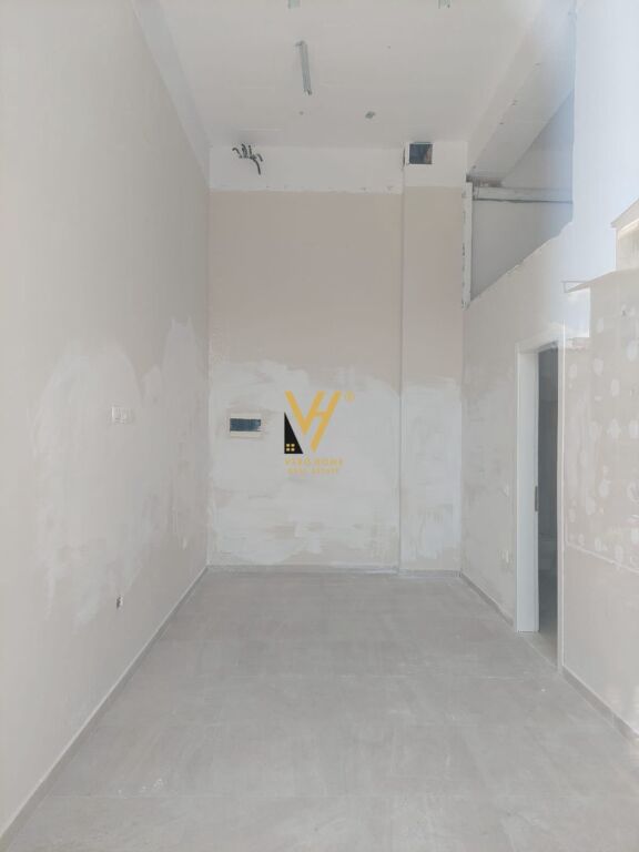SHOP 30 M2 FOR RENT IN SELITE 30,000 LEKE