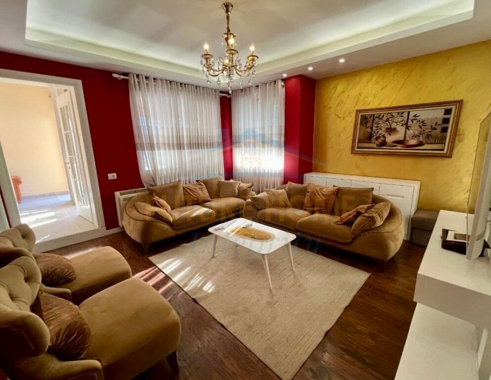 Rent, Apartment 1+1+Veranda, Former Customs, Tirana.