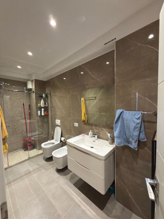 APARTMENT FOR SALE AT THE PARIS MUNICIPALITY