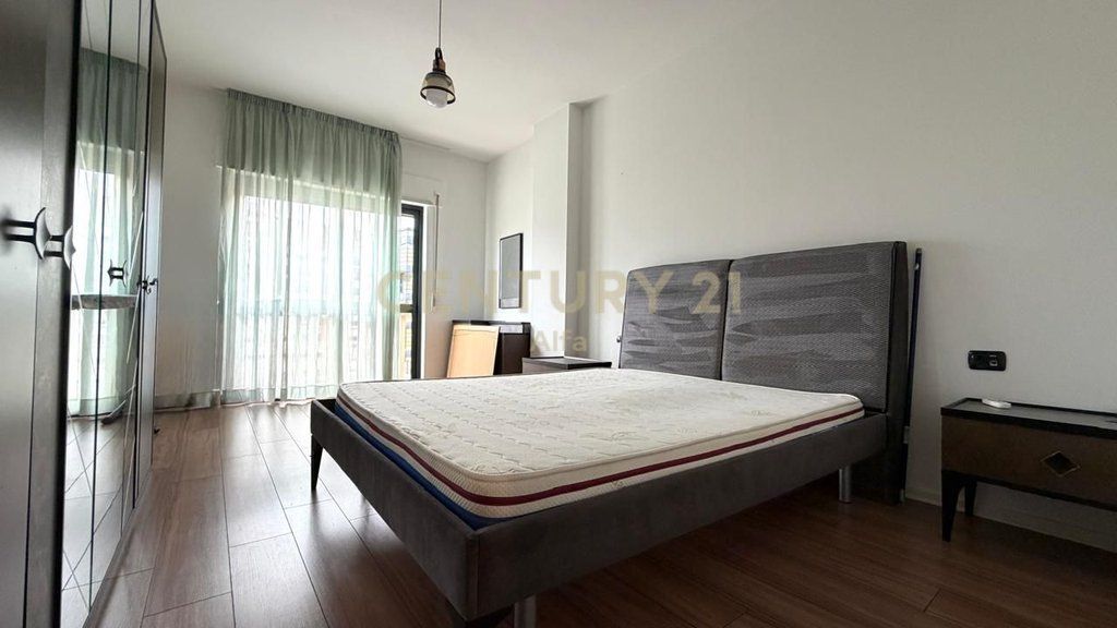 APARTAMENT ME QIRA 1+1 TEK LICEU ARTISTIK !