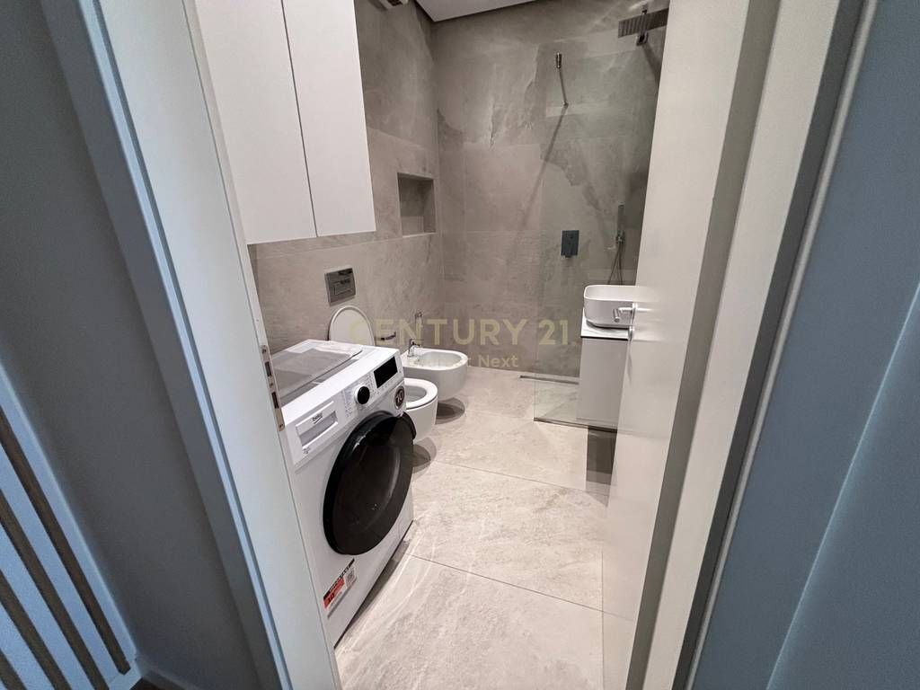 1+1 APARTMENT FOR RENT IN THE CENTER – BARRICADES STREET