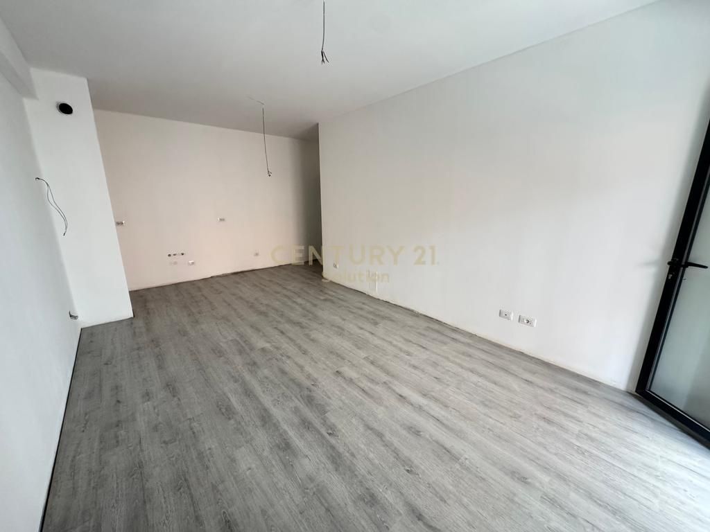 APARTMENT 2+1+2 BATHROOMS FOR SALE NEAR URBAN GATE COMPLEX 160,000 €