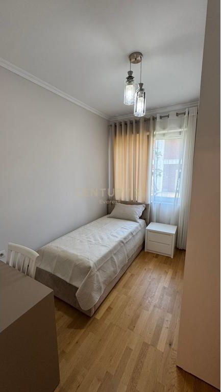 We sell 3+1 Apartment with Parking Spot – Zoo Garden, Eduart Mano St. 340,000 €