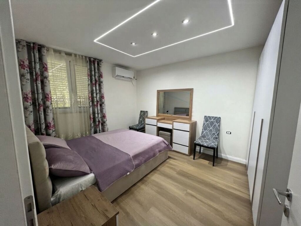 Rent, Apartment 2+1 + Veranda, Former Aviation Field, Tirana
