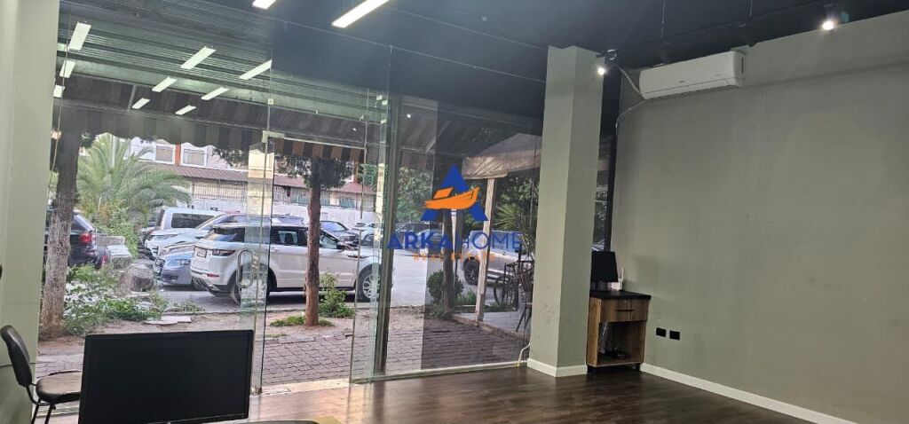 BUSINESS PREMISES FOR RENT 36M2 "DON BOSKO" 350 EURO