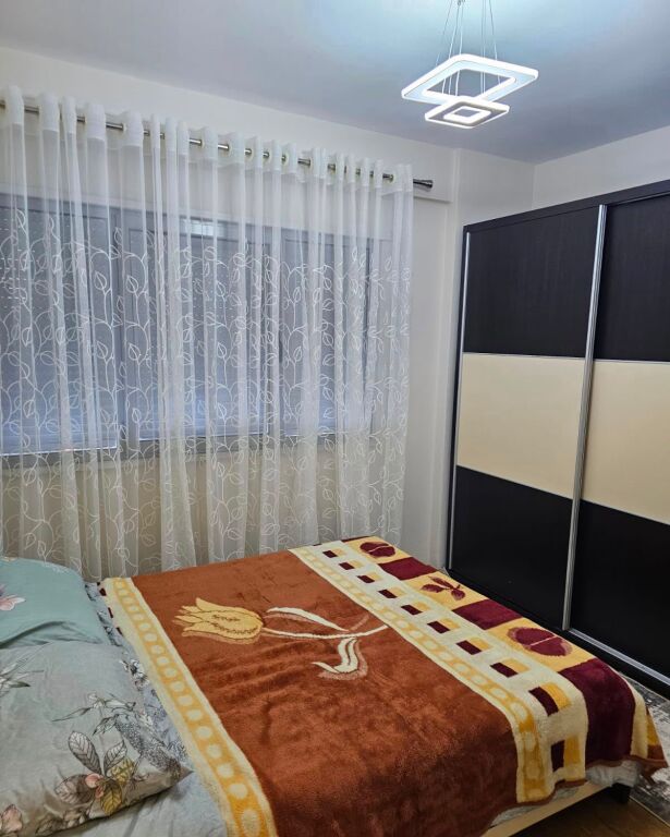JEPET APARTAMENT ME QERA 2+1, 5 MAJI