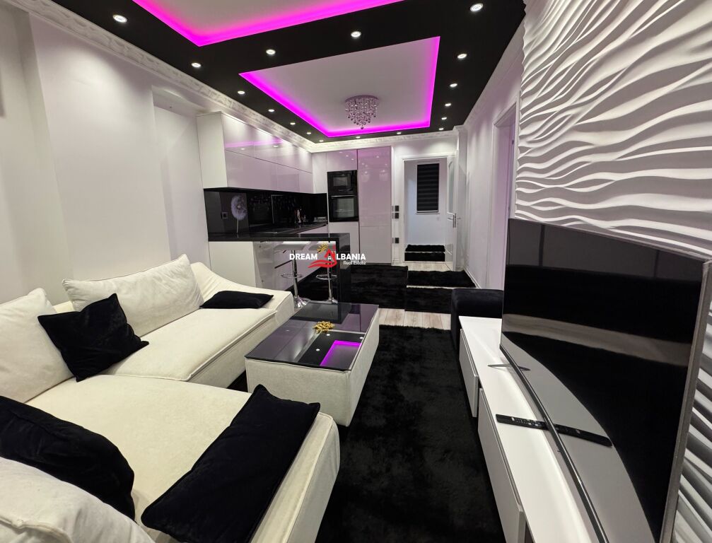 Apartament 2+1 për Shitje në Fresk pranë Thesarit, Tiranë
