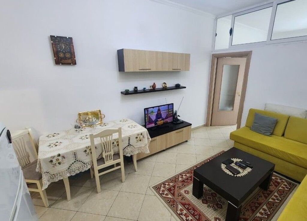 Shitet 1+1 në Fresk, Tiranë - 60,000€