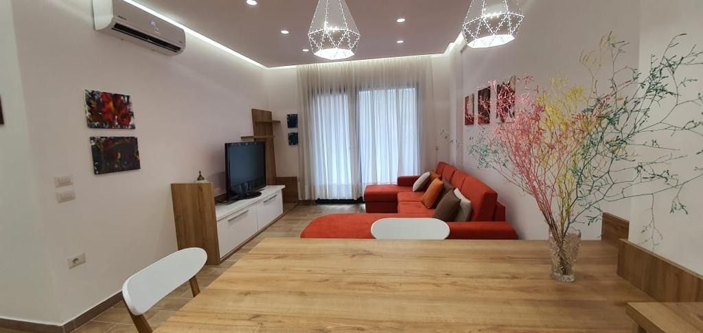 Apartment 1+1 for rent near 21 Dhjetorit!