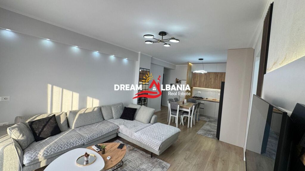 Shitet Apartament 2+1 Bulevardi Donald Trump (ID 51210003)