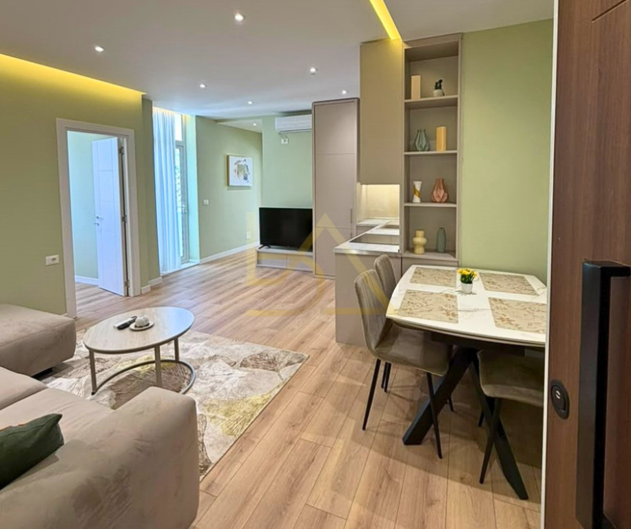 Apartament 2+1 për Shitje – Myslym Shyri, Tiranë