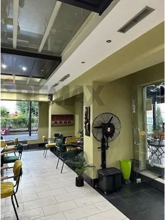 VENDITA AMBIENTE COMMERCIALE, LOCALE !