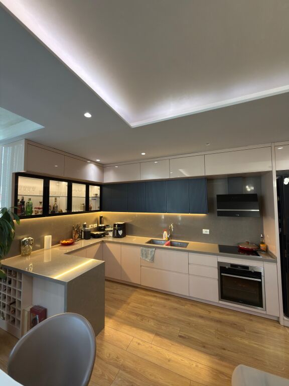 APARTMENT FOR SALE AT THE PARIS MUNICIPALITY