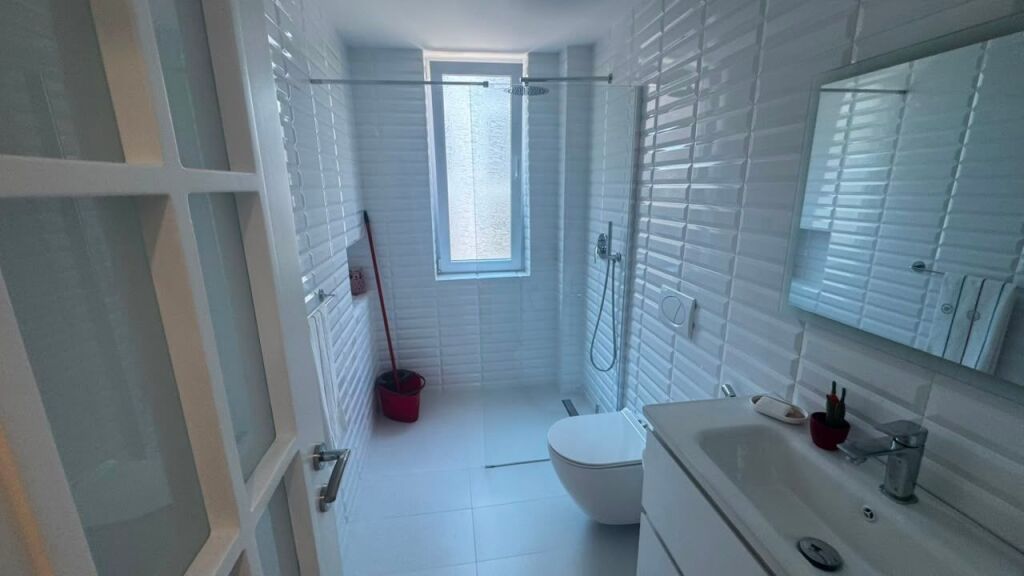 For Rent: 1+1 Apartment with Wardrobe at Garda