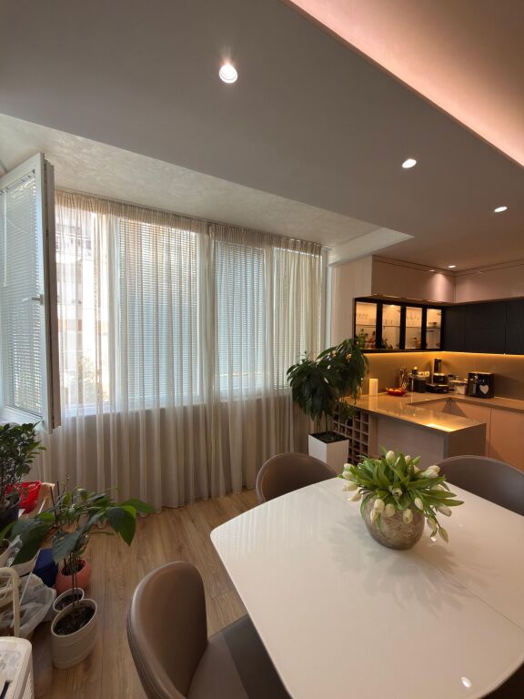 APARTMENT FOR SALE AT THE PARIS MUNICIPALITY