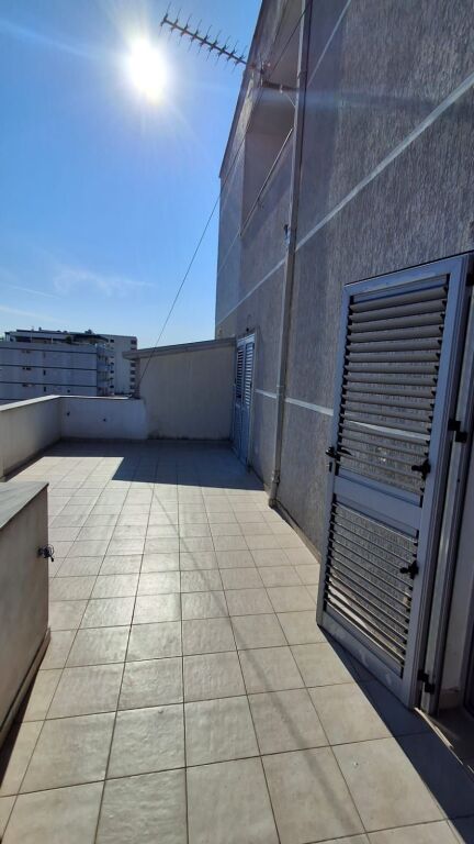 Jepet apartament me qira – Eftali Koçi!