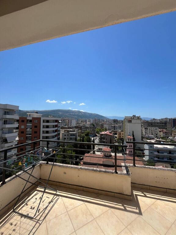 Apartament 1+1 Premium për Shitje – Pranë Kishës Ortodokse, Vlorë