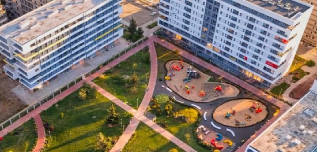 Shitet, Apartament 1+1+Post Parkimi, Univers City, Tiranë. Empire71441