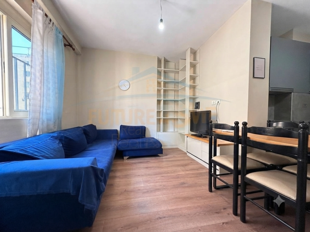 Shitet, Apartament 1+1, Pallatet Çabej, Misto Mame