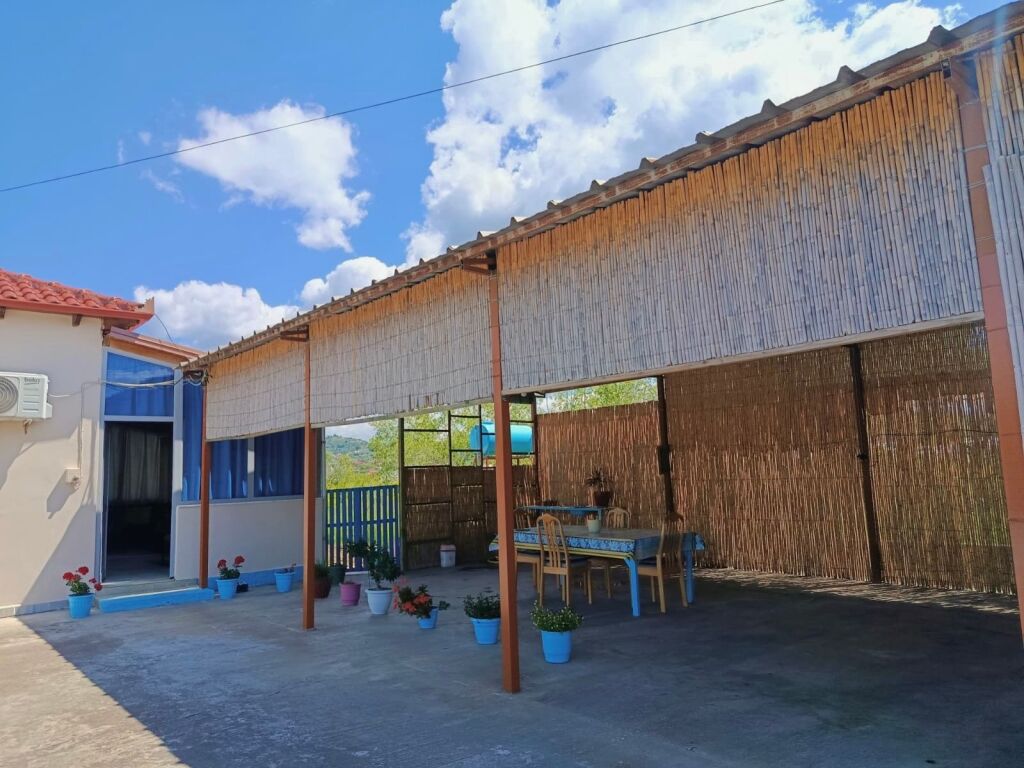 Private House + Land + Warehouse – Kuçovë/Berat
