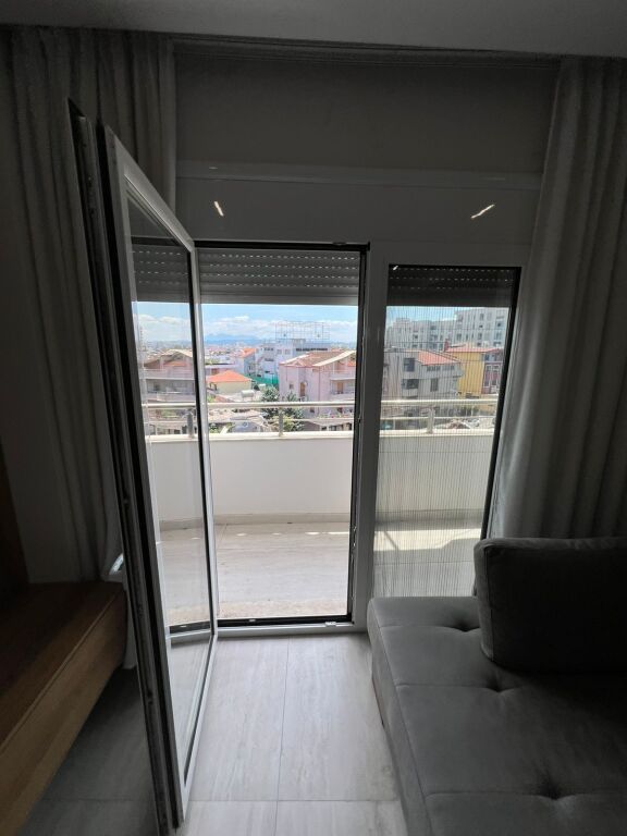 2+1 Apartment for Sale in Neighborhood 17, Near the Water Supply, Durrës
