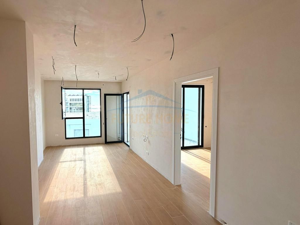 Shitet, Apartament 1+1, Golem