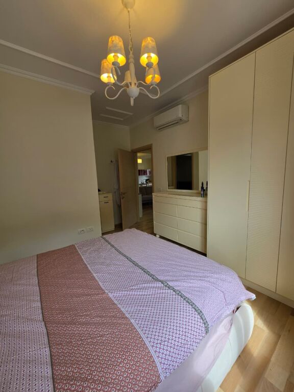 SHITET: Apartament 2+1+2🚾 & 1 Ballkon📍Liqeni Thatë - (Kompleksi FZ) 105m² 🌇 Kati 5 🔥Me Hipotekë, I Mobiluar (230.000€ 💸) 🌐 – další