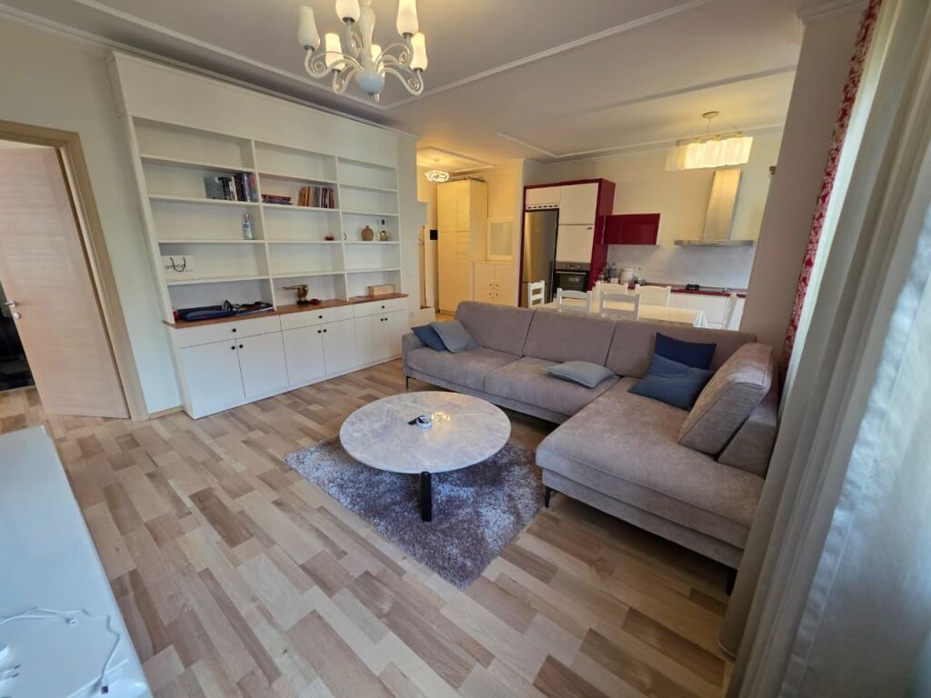 SHITET: Apartament 2+1+2🚾 & 1 Ballkon📍Liqeni Thatë - (Kompleksi FZ) 105m² 🌇 Kati 5 🔥Me Hipotekë, I Mobiluar (230.000€ 💸) 🌐 – pohled 2