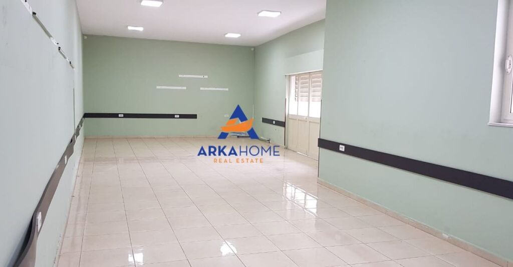 SHOP FOR RENT 100M2 "RRUGA BARDHYL" 100000 LEKE