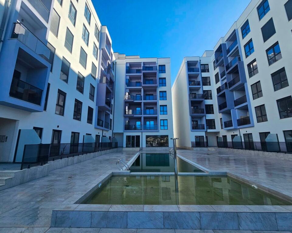 Shitet Apartament 1+1 golem