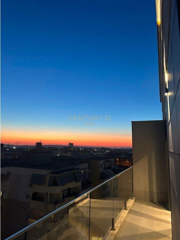 Jepet me qira apartament 1+1 perball Kompleksit Halili!