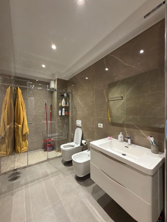 APARTMENT 2+1+PARKING FOR SALE PARIS COMMUNE