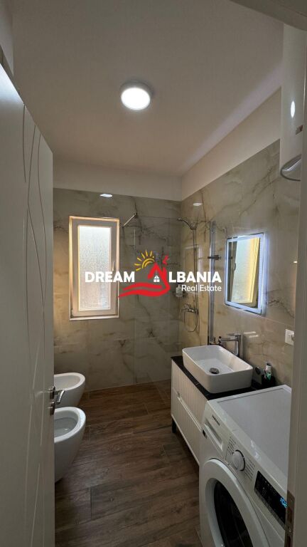 Shitet Apartament 2+1 Bulevardi Donald Trump (ID 51210003)