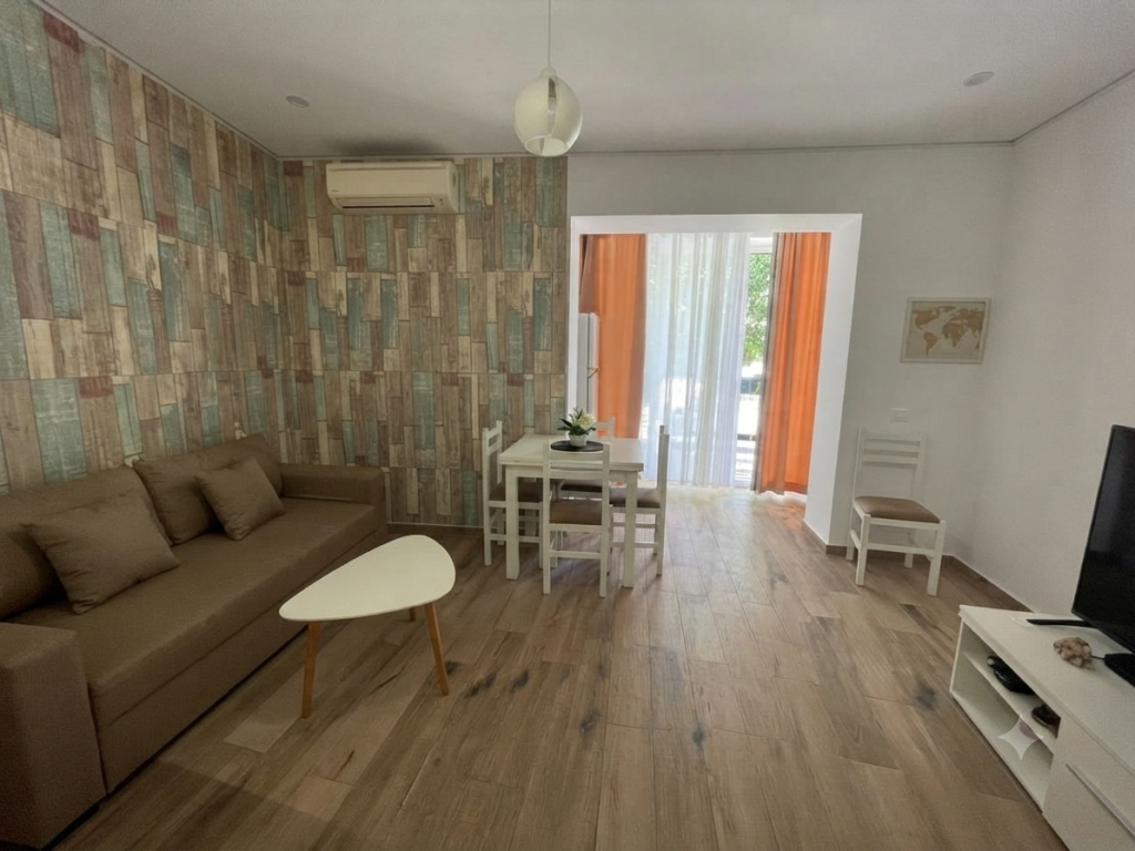 Shitet , Apartament 1+1 , Mine Peza , Tirane