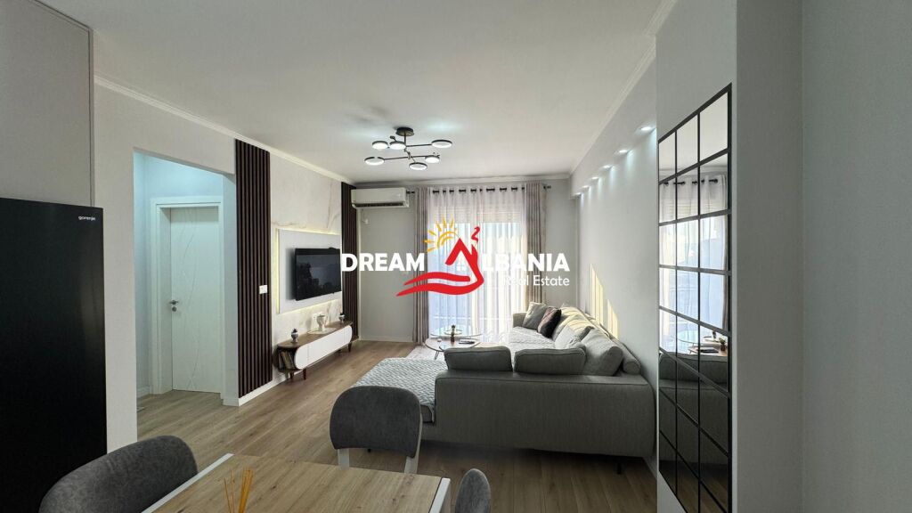 Shitet Apartament 2+1 Bulevardi Donald Trump (ID 51210003)