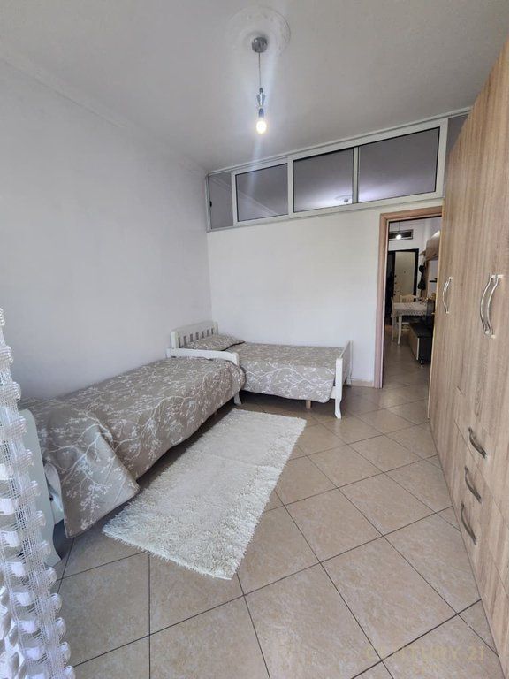 Shitet 1+1 në Fresk, Tiranë