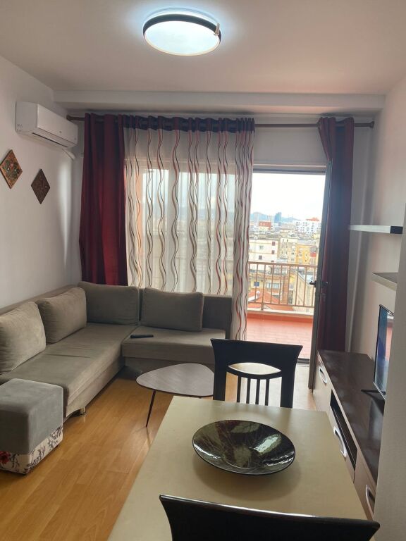 Xhamllik, 1+1 apartment for rent! 50,000 Leke