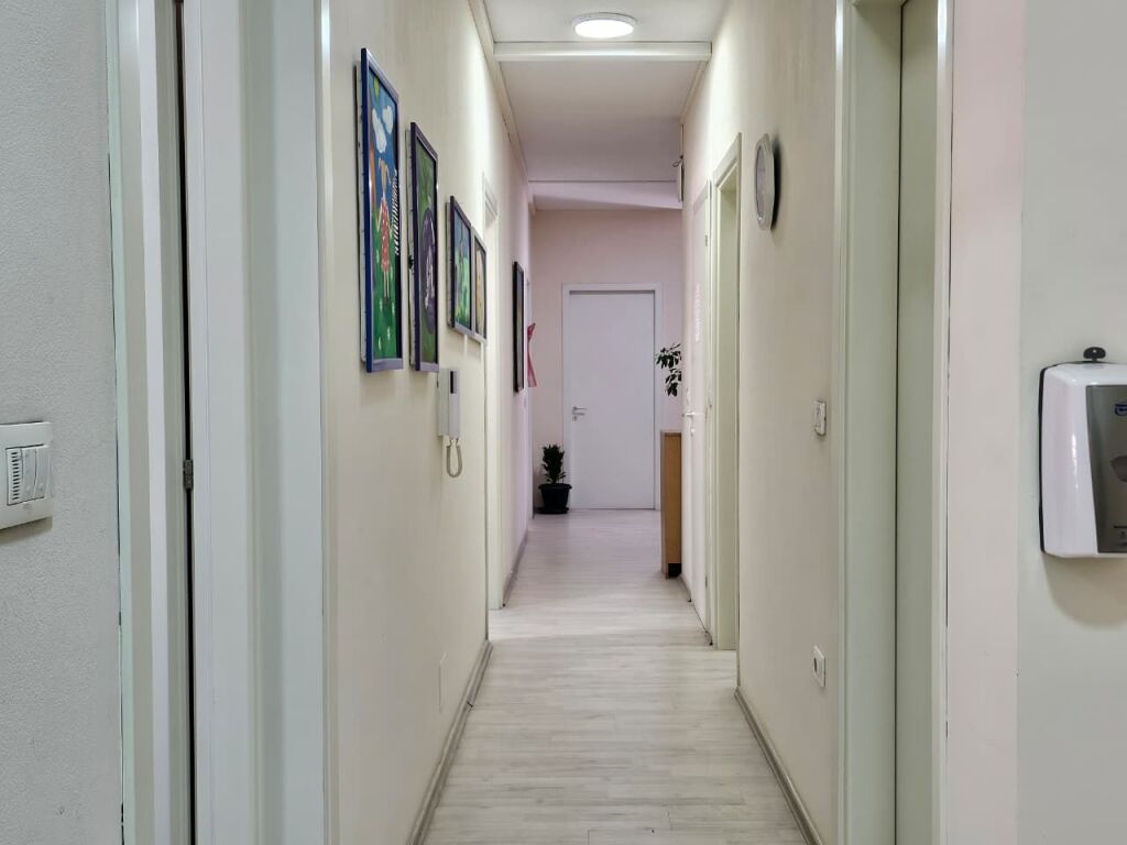 Apartment 4+1+3 for sale Pazari i Ri!