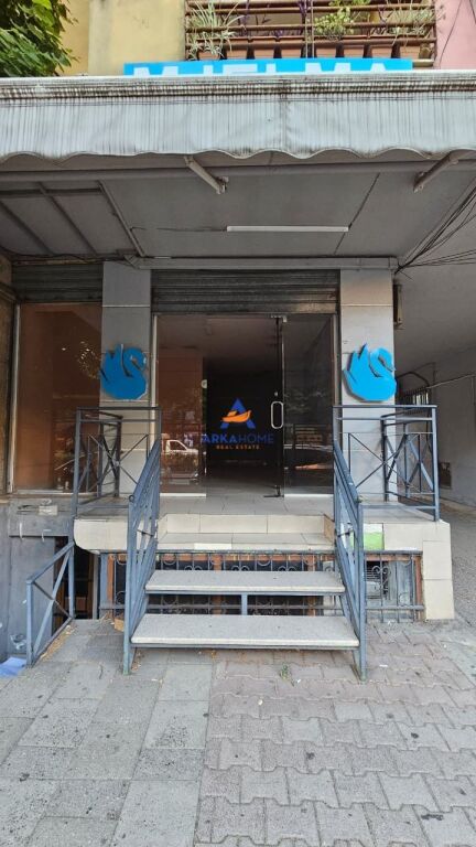 SHOP FOR RENT 34M2 "RRUGA BARDHYL" 80000 LEKE