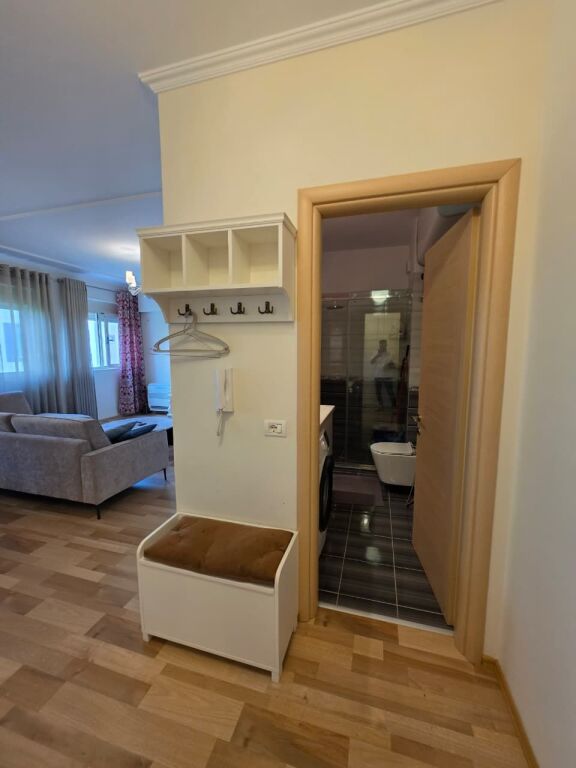 🏡 **FOR SALE: 2+1 Apartment with 2 Bathrooms 🚾 &amp; 1 Balcony 📍Liqeni i Thatë – FZ Residence | 105 m² 🌇 | 5th Floor 🔥 | Title Deed | Fully Furnished (€230,000 💸) 🌐**