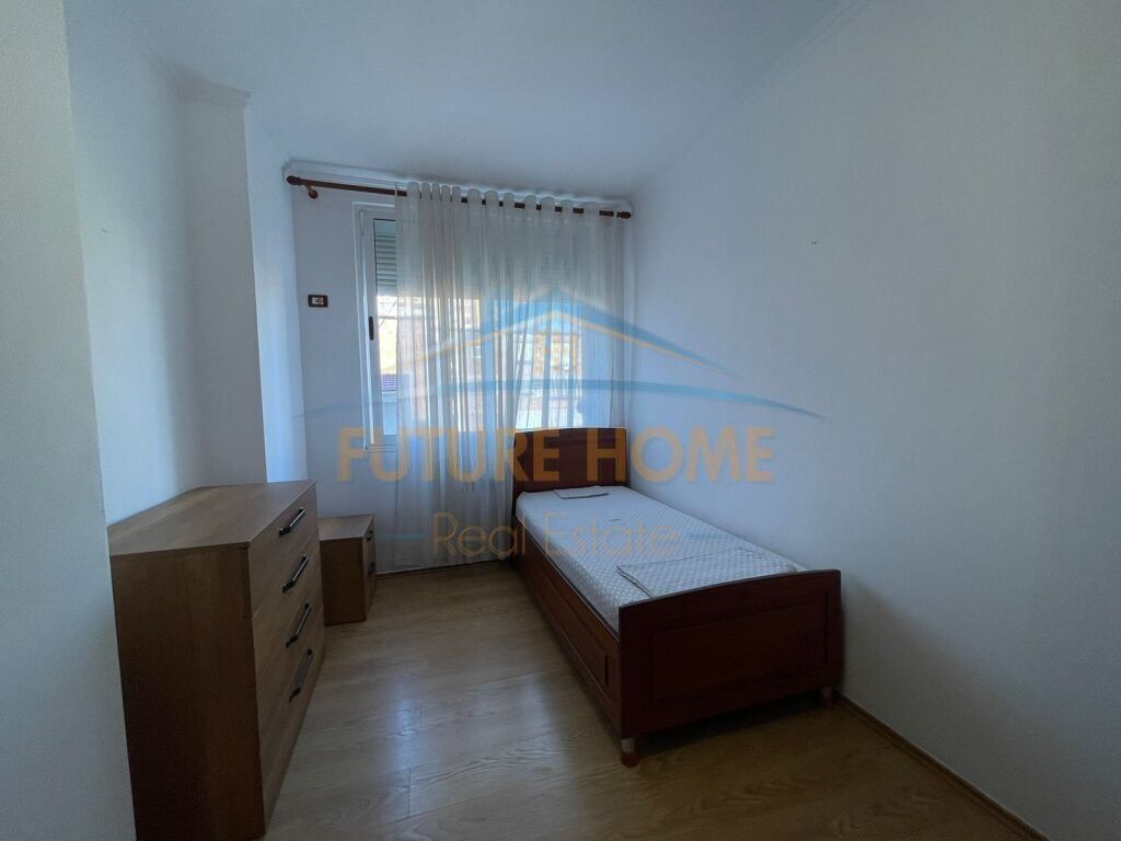 Rent, Apartment 2+1+2, Barricades Street, Tirana.