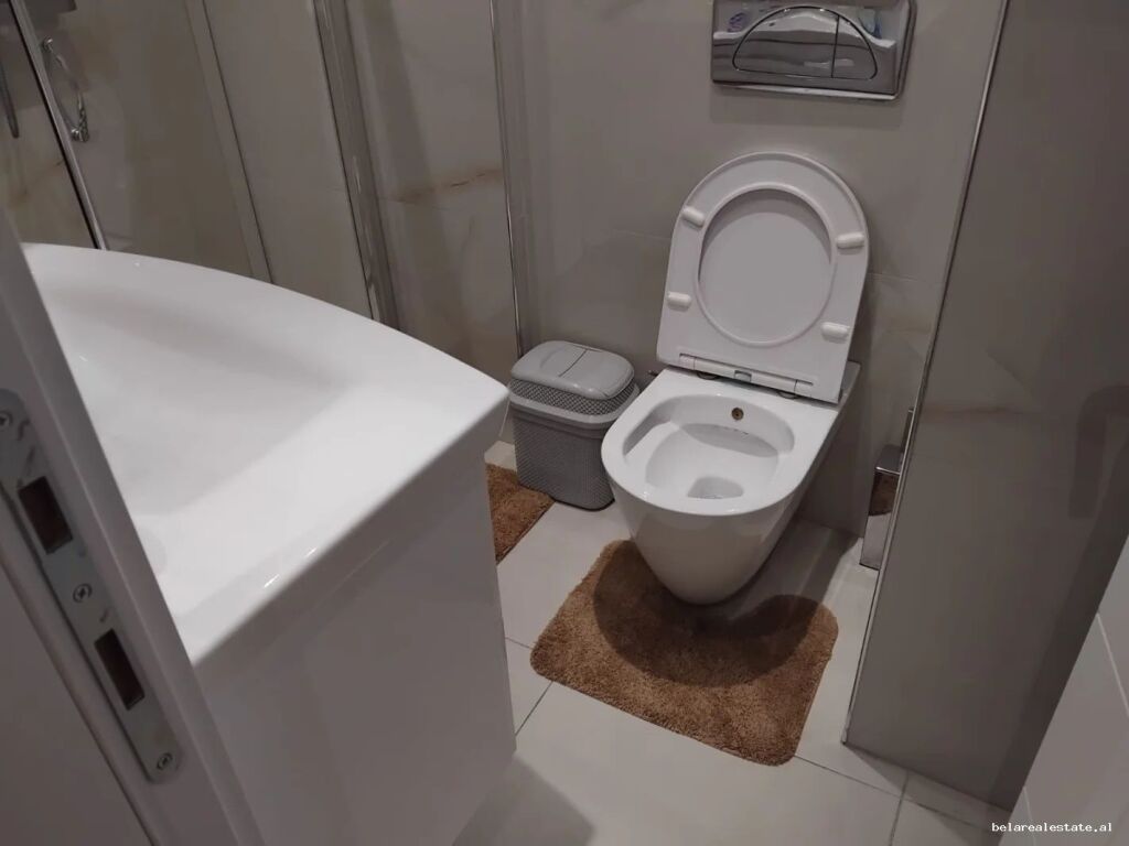 Appartamento In Affitto 2+1 A Kombinat (ID B2201982) Tirana