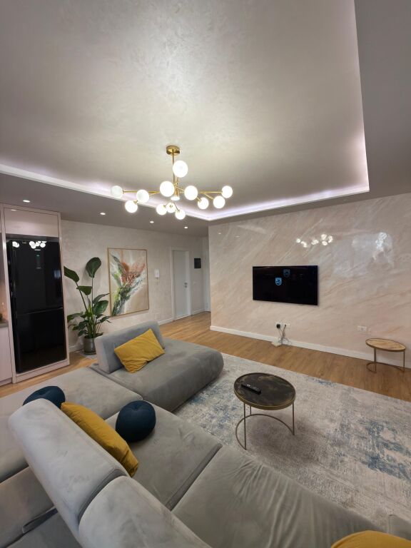 2+1 apartment for sale in the Commune of Paris
